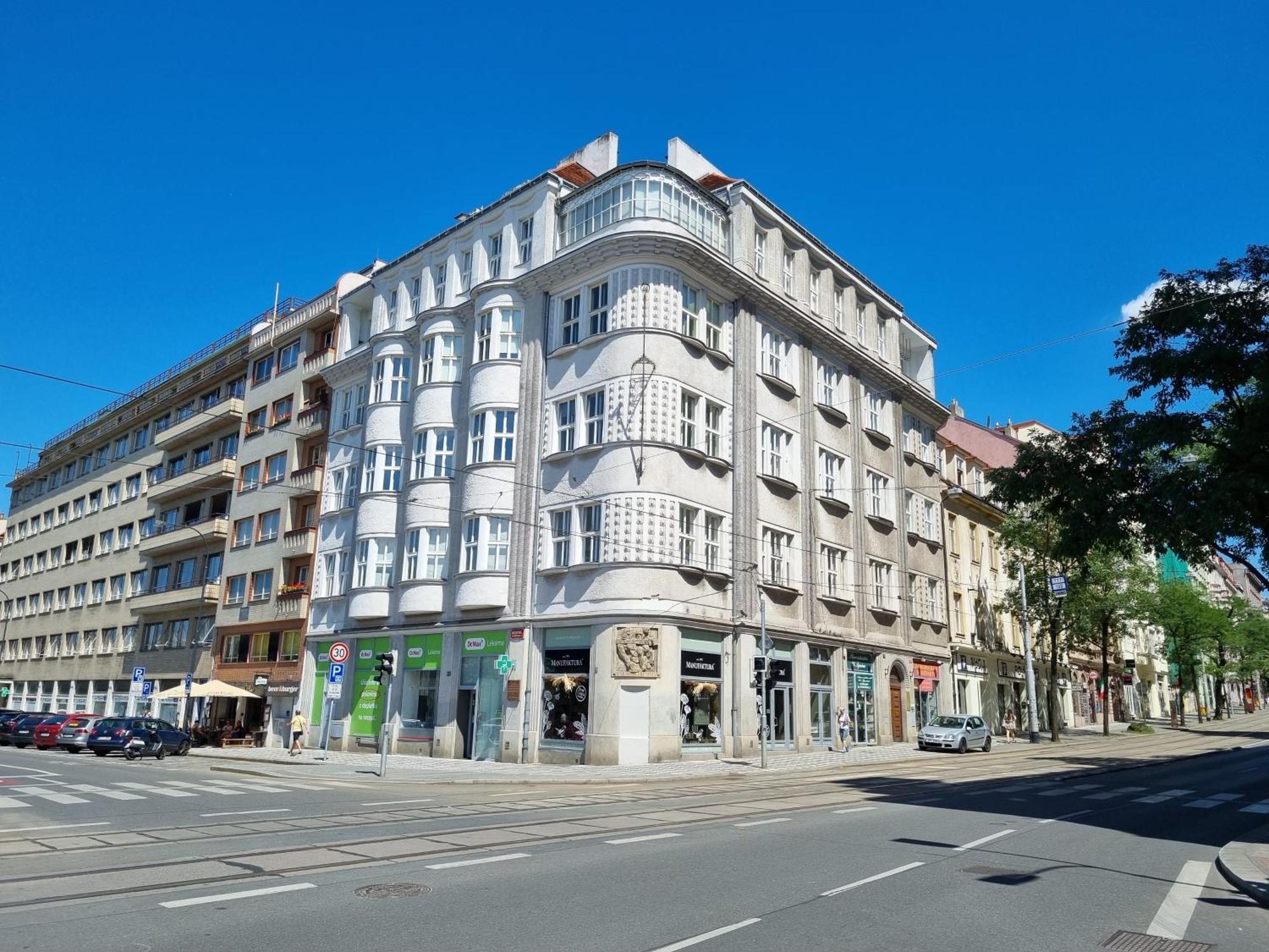 Oasis Apartments At Charles Square, Prague